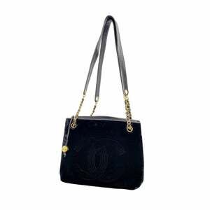 CHANEL Black Shoulder Bag